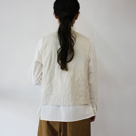 atelier naruse アトリエナルセ　リネンコットンヘリンボンシャンブレーベスト　#キナリ、ブルー