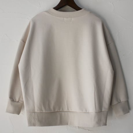 maomade マオメイド　きれいめしっかり裏毛変形ネックタック入りプルオーバー