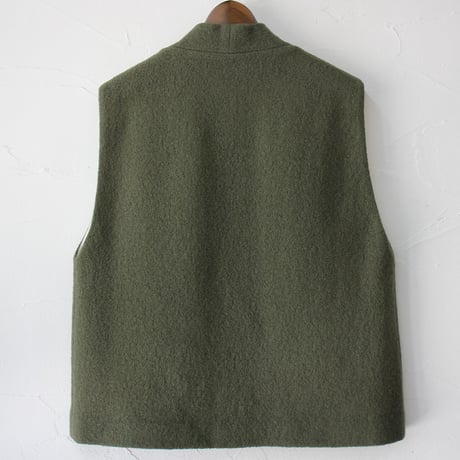 atelier naruse アトリエナルセ　pure wool bouclé vest　ピュアウールブークレベスト　#ブラック、オリーブ　【送料無料】