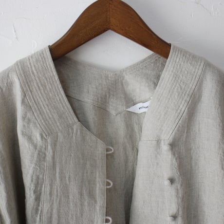 atelier naruse アトリエナルセ　linen stitch V-neck blouse　リネンステッチVネックブラウス