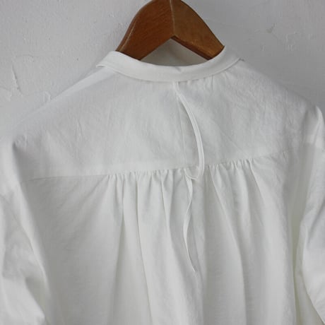 SUSURI ススリ　ヘムレンシャツ　#greenish black , off white