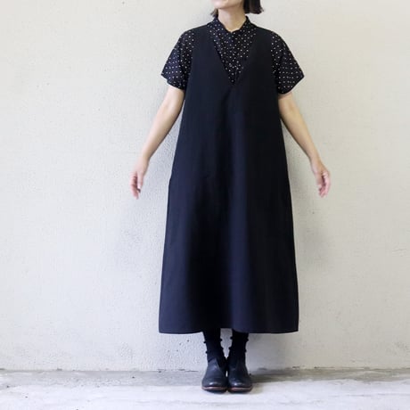 **またまたまた再入荷**LinenYa リネンヤ　Vネックジャンパースカート　#ブラック、ネイビー