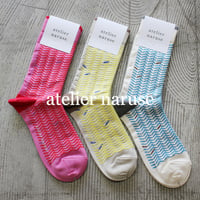 atelier naruse アトリエナルセ　コットン"herringborn"ミドルソックス　#ブルー、イエロー、ピンク