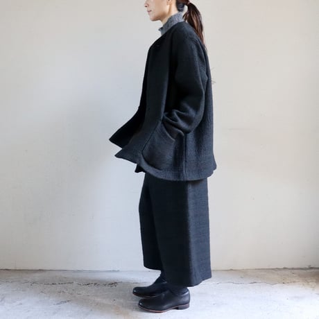 SUSURI ススリ　ポディウムコート　#black  【送料無料】