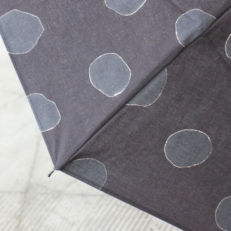 新柄到着** ツタエノヒガサ tutaee うさぎのたすき（注染） 日傘 ♯黒