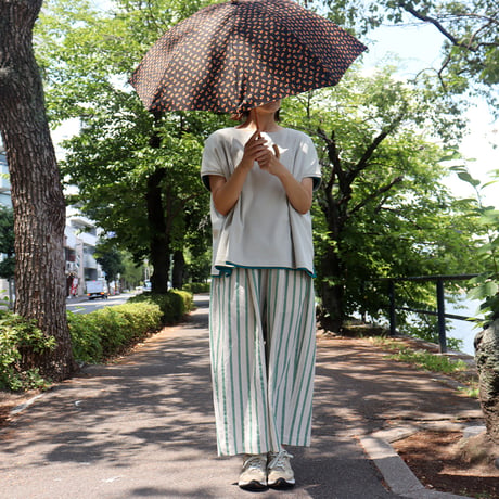 **再入荷** homspun ホームスパン　ダンプ小花プリント晴雨兼用長傘　#スミクロ、ブルー、ブラック