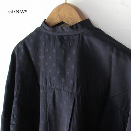 **再入荷** TRAVAIL MANUEL トラバイユマニュアル　キュプラドットバンドカラーシャツ　#ネイビー、ブラック