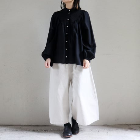 MAGALI マガリ　ハイカウントコットンリネン・コクーンパンツ　#ブラック、オートミール