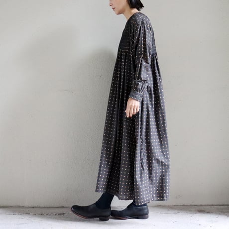 maison de soil メゾンドソイル　80sコットンコントラスト花柄クルーネックワンピース　#チャコール