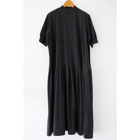 **再入荷** homspun ホームスパン　30/1天竺ハイネック半袖ワンピース　#ブラック　【送料無料】