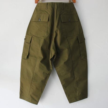 sasanqua by trees サザンカバイツリーズ　ミリタリーキャンバスセンターシームボリュームカーゴパンツ(AN-190)　＃オリーブ、ブラック