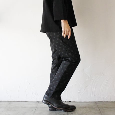 TRAVAIL MANUEL トラバイユマニュアル　ドットチノナローパンツ　#ブラックｘグレー