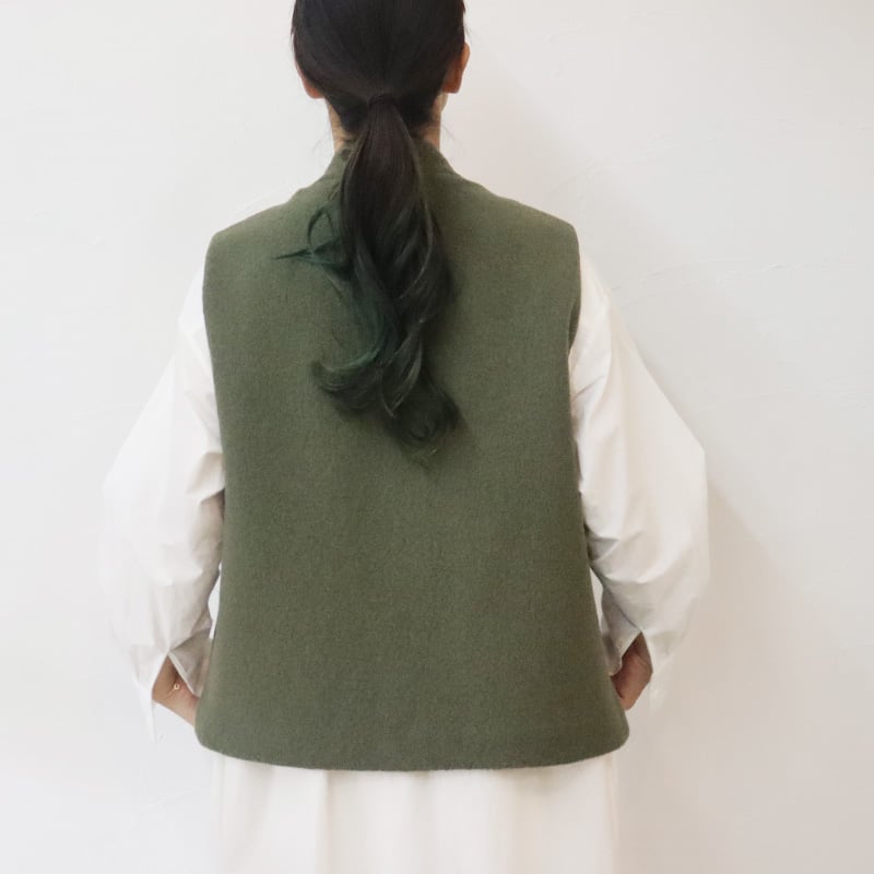 atelier naruse アトリエナルセ pure wool bouclé vest ピュ...