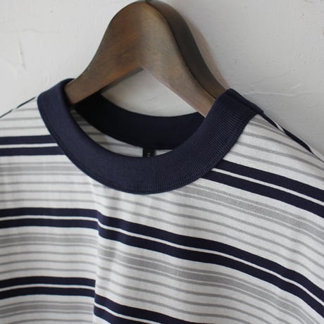 TRAVAIL MANUEL トラバイユマニュアル　オーガニックボーダースリットTシャツ　#オフ白、ネイビー