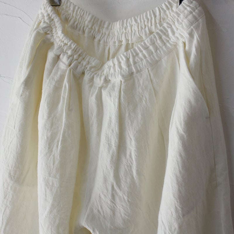 【めぐさん専用】linenyaりねんや　セミキュロットパンツ グレージュ めぐさん専用】linenyaりねんや セミキュロットパンツ