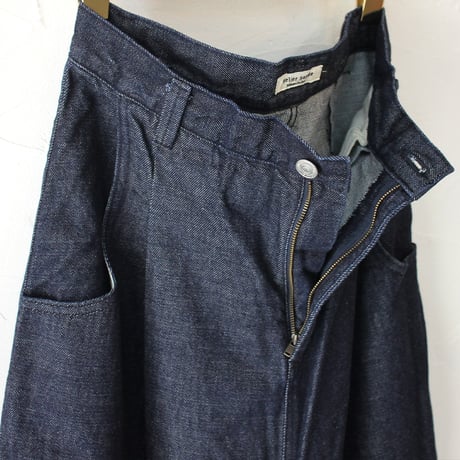 **再入荷** atelier naruse アトリエナルセ　コットンデニムタックパンツ　cotton denim tuck pants　#インディゴ