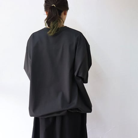 TRAVAIL MANUEL トラバイユマニュアル　コンパクト天竺ヘムシャーリングTシャツ　#グレー、ブラック、チャコールブラウン