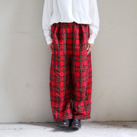 TRAVAIL MANUEL コットンウールタータンチェックインタックパンツ　#LOYAL STEWART、BLACK WATCH