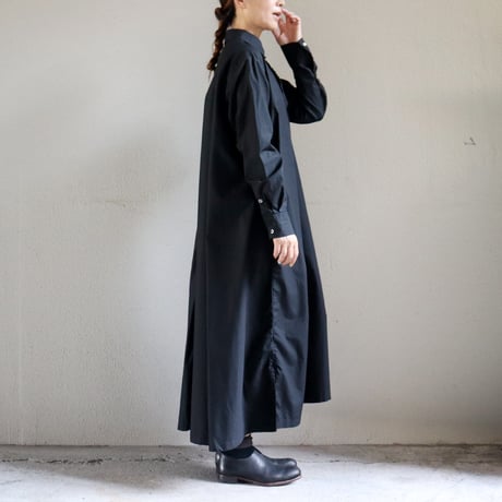 CAERULA PER LIGHTS カエルラ　タイプライターバックフレアワンピース　#ブルー、ブラック