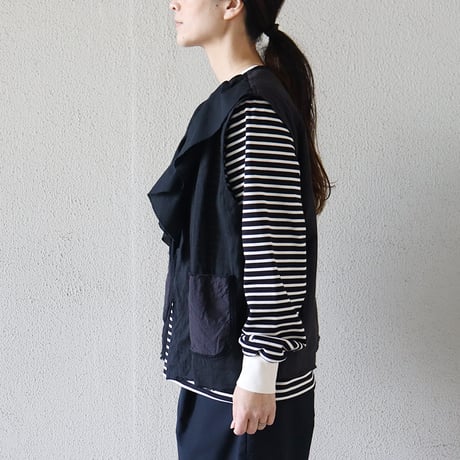 ARTE POVERA アルテポーヴェラ　リネン＆コットンMIXギャザーカラーベスト　#ブラック、ホワイト