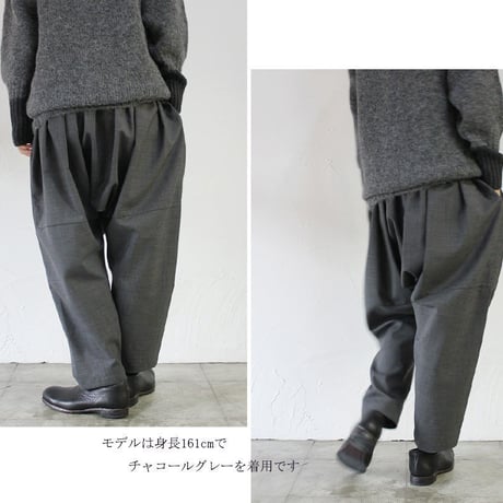 **またまたブラックのみですが再入荷** homspun ホームスパン　ウールトロピカルクロスギャザーパンツ　♯チャコール、ブラック　【送料無料】