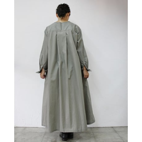 CAERULA カエルラ　S u K i M a -スキマ- 別注 50コーマブロードオーバーワンピース　#グレー、ブラック