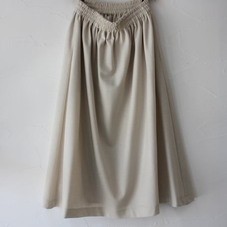**またまた再入荷** atelier naruse アトリエナルセ  wool jersey gathered skirt ウールジャージーギャザースカート #キナリ、ブラック　【送料無料】