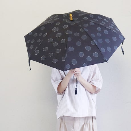 **新柄到着** ツタエノヒガサ tutaee うさぎのたすき（注染）　日傘　♯黒黒玉【送料無料】