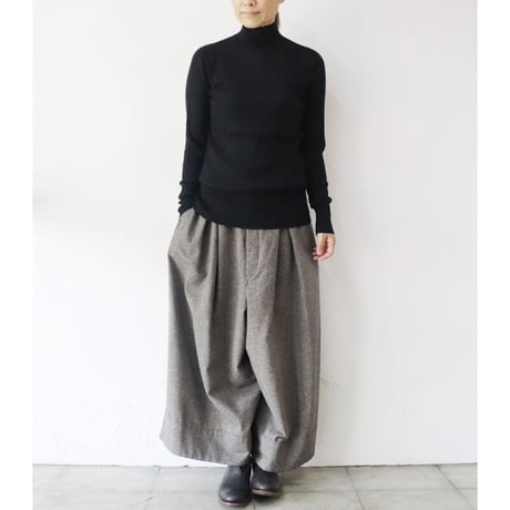 SUSURI ススリ　ポエータハイネックセーター　#black . dark navy . sand . off white  【送料無料】