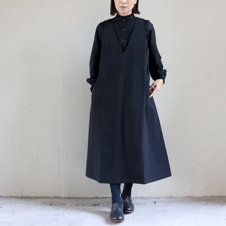**またまたまた再入荷**LinenYa リネンヤ　Vネックジャンパースカート　#ブラック、ネイビー