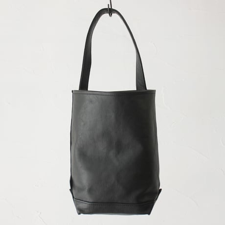 TEMBEA テンベア　GOAT LEATHER BAGUETTE TOTE SMALL　#ブラック　【送料無料】