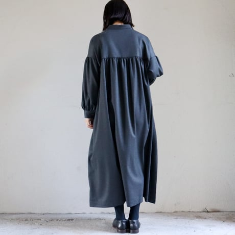 **再入荷**Linenya リネンヤ　ウールサキソニー長袖スタンドカラーワンピース　#グレー　【送料無料】