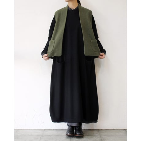 atelier naruse アトリエナルセ　pure wool bouclé vest　ピュアウールブークレベスト　#ブラック、オリーブ　【送料無料】