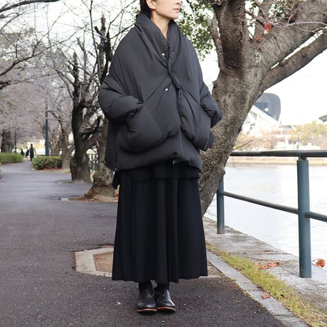 miffew ミフュー　REVERSIBLE DOWN CAPE　リバーシブルダウンケープ　【送料無料】