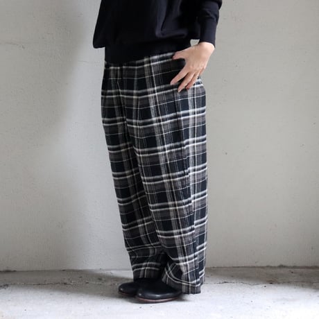 TRAVAIL MANUEL トラバイユマニュアル　ヘビーネルチェックインタックパンツ　#ブラックチェック　【送料無料】