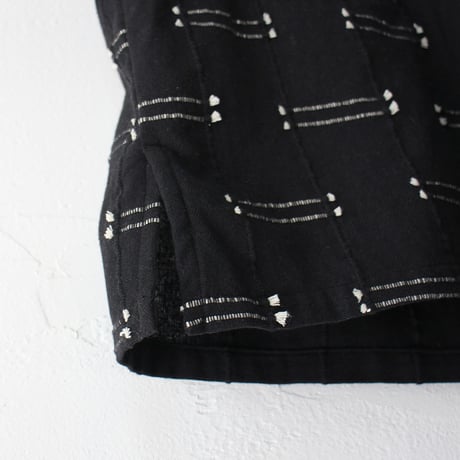ARTE POVERA アルテポーヴェラ　インドジャガードVベスト　#サンドベージュ、ブラック
