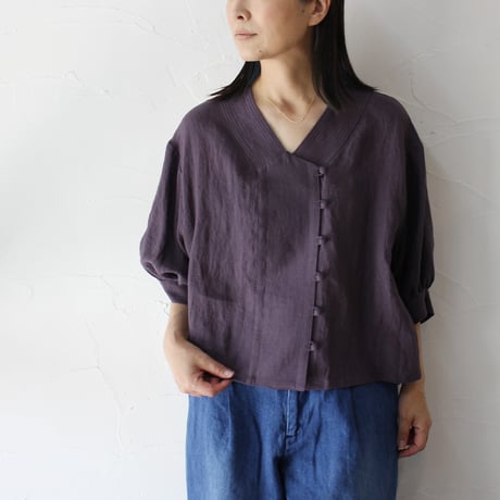 atelier naruse アトリエナルセ　linen stitch V-neck blouse　リネンステッチVネックブラウス
