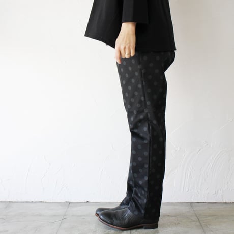 TRAVAIL MANUEL トラバイユマニュアル　ドットチノナローパンツ　#ブラックｘグレー