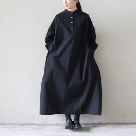 **またまたまた再入荷**LinenYa リネンヤ　コットンタイプライター長袖スタンドカラーワンピース　#ブラック、チャコール