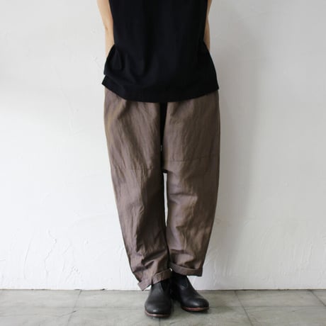 **またまた再入荷** homspun ホームスパン　C/Lツイルギャザーパンツ　#ブルー、ベージュｘネイビー、ダークネイビー、ブラック