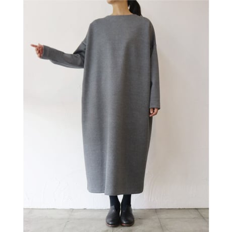 TRAVAIL MANUEL トラバイユマニュアル　ソフトダンボールロングワンピース　#チャコール、ブラック　【送料無料】