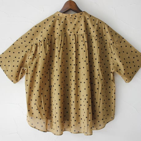 **またまたまた再入荷** Linenya リネンヤ　ロイヤルローンポルカドットバンドカラー半袖シャツ　#シナモン、サンド　【送料無料】