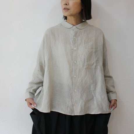 美品◯マックスマーラ　ブラウス　長袖シャツ　サテン調　光沢　総柄　切手風モチーフ 美品◯マックスマーラ ブラウス 長袖シャツ サテン調 光沢 総柄 切手風