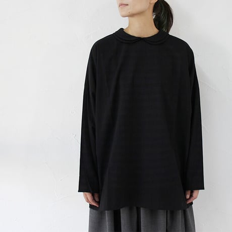 **またまた再入荷** homspun ホームスパン　ダブルフラットカラープルオーバーブラウス
