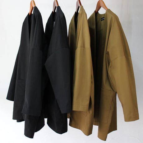 TRAVAIL MANUEL トラバイユマニュアル　コンパクトチノノーカラーBIGジャケット　#キャメル、ブラック