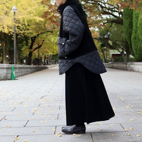 amne アンヌ　BOA / QUILT useful coat #carbon , coyote