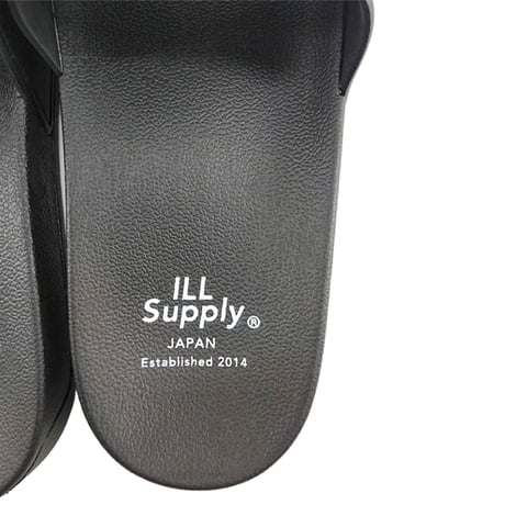 OUTLINE SANDAL / BLACK