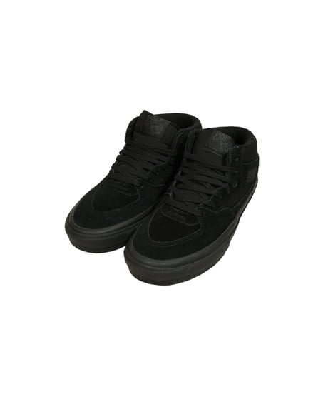 VANS SKATE HALF CAB / BLACK & BLACK
