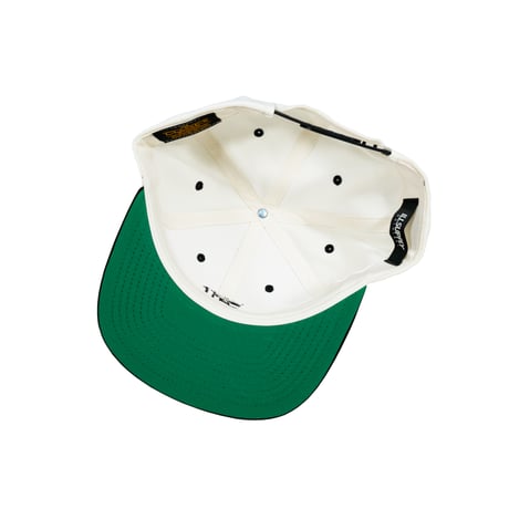 OLD ENGLISH SNAPBACK CAP / NATURAL & BLACK