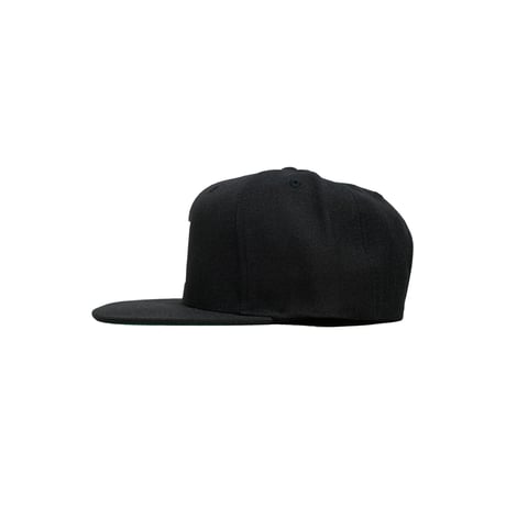OLD ENGLISH SNAPBACK CAP / BLACK
